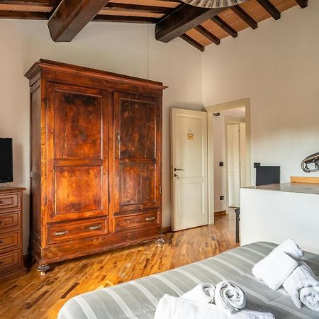 Casa Vecchia Rooms And Parking Gambassi Terme Extérieur photo