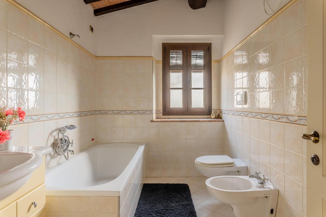Casa Vecchia Rooms And Parking Gambassi Terme Extérieur photo