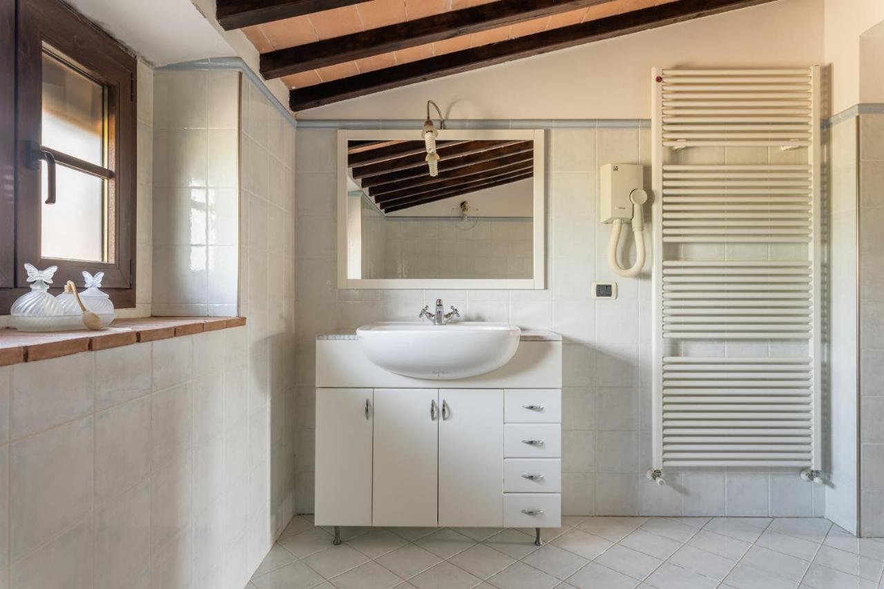 Casa Vecchia Rooms And Parking Gambassi Terme Extérieur photo