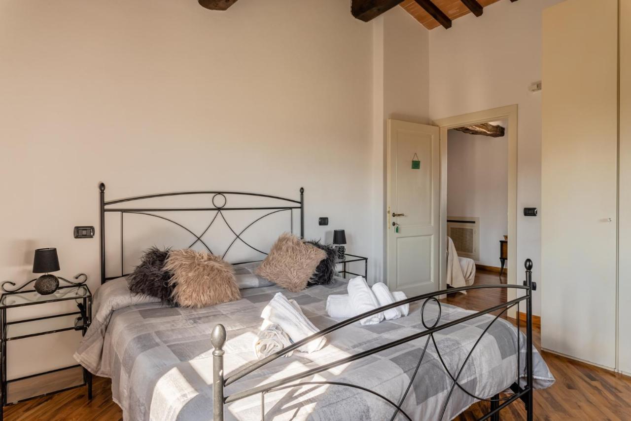 Casa Vecchia Rooms And Parking Gambassi Terme Extérieur photo