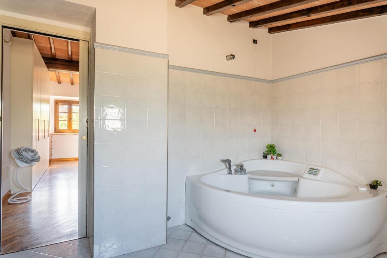 Casa Vecchia Rooms And Parking Gambassi Terme Extérieur photo